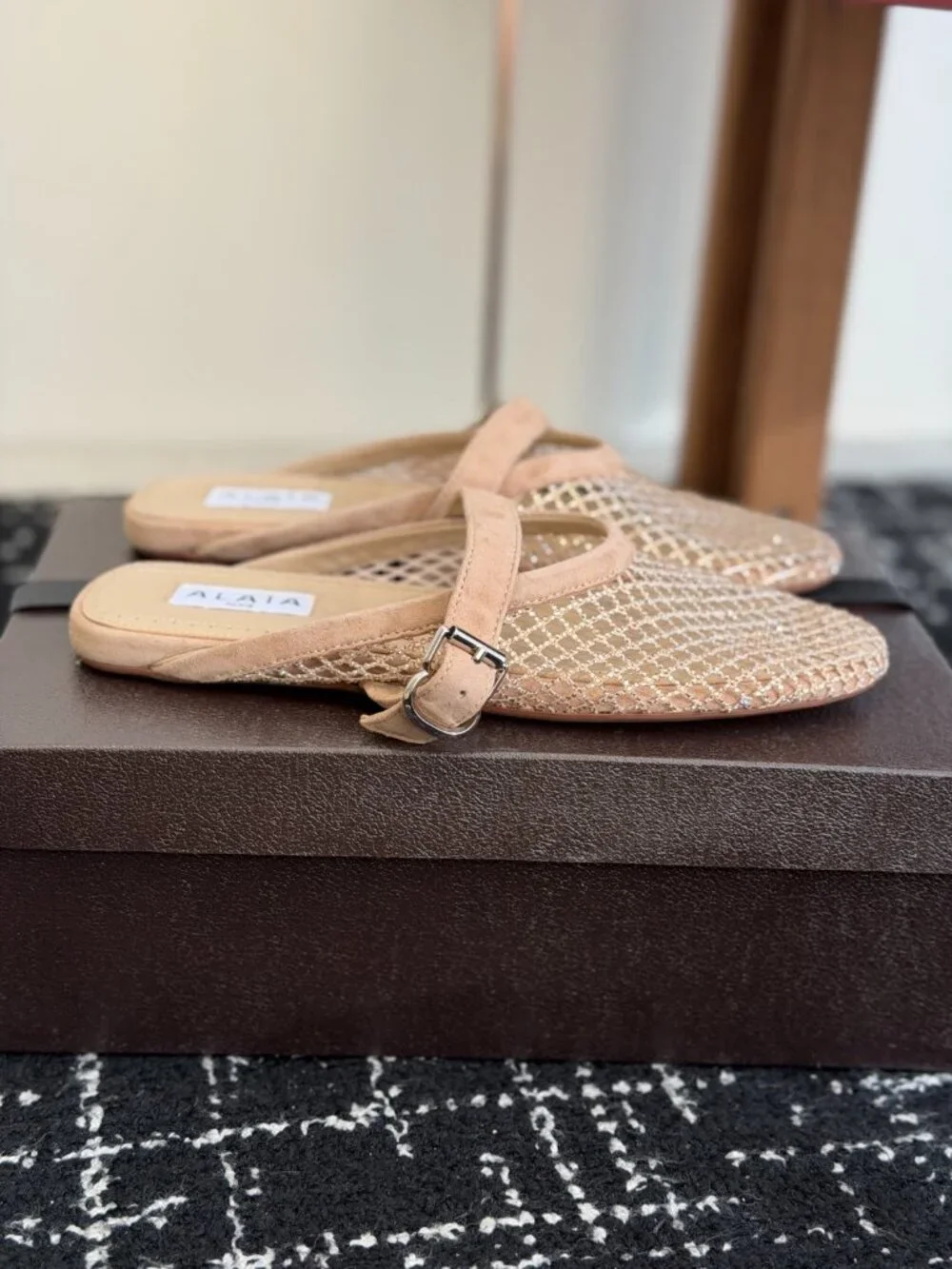 ALAÏA style Elegant Woven Flat Mules